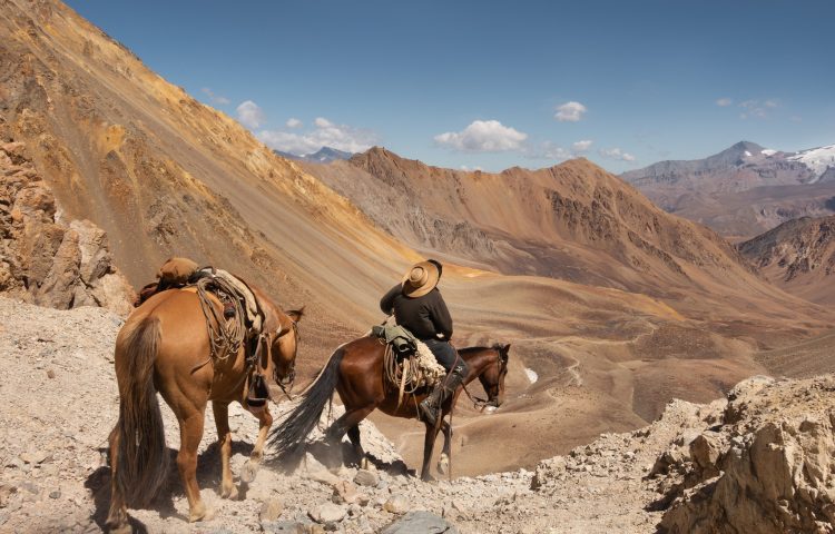 Crossing the Piuquenes pass