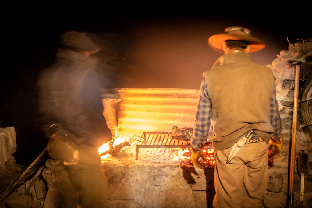 Arrieros and gauchos trail barbeque