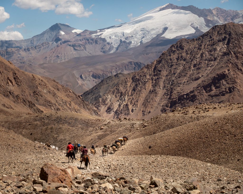 The Piuquenes Pass trail today