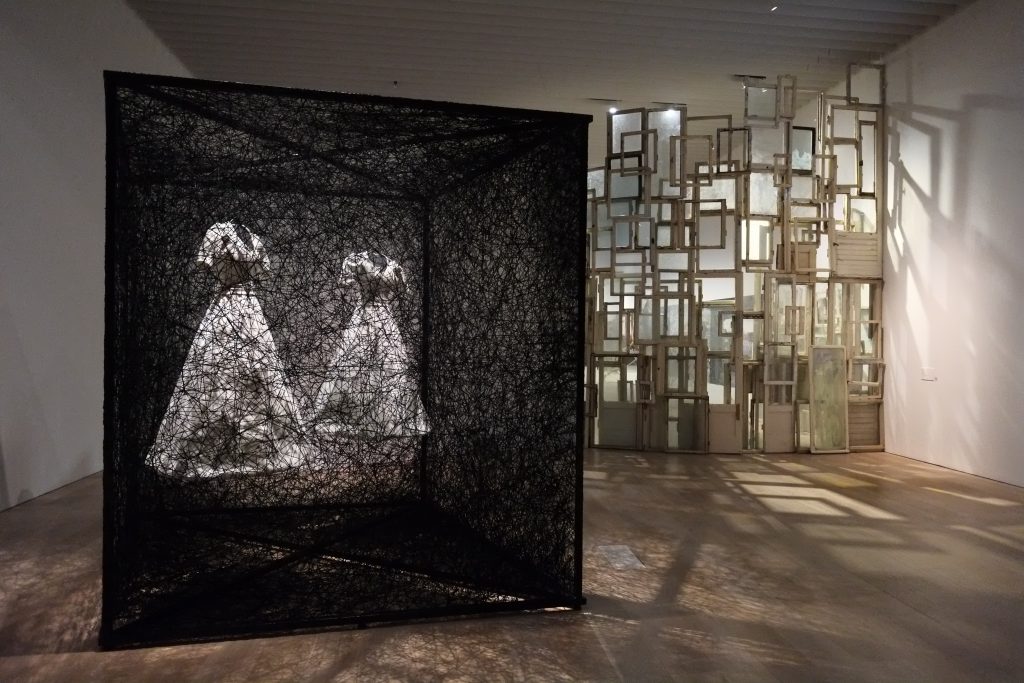 Chiharu Shiota - Reflection