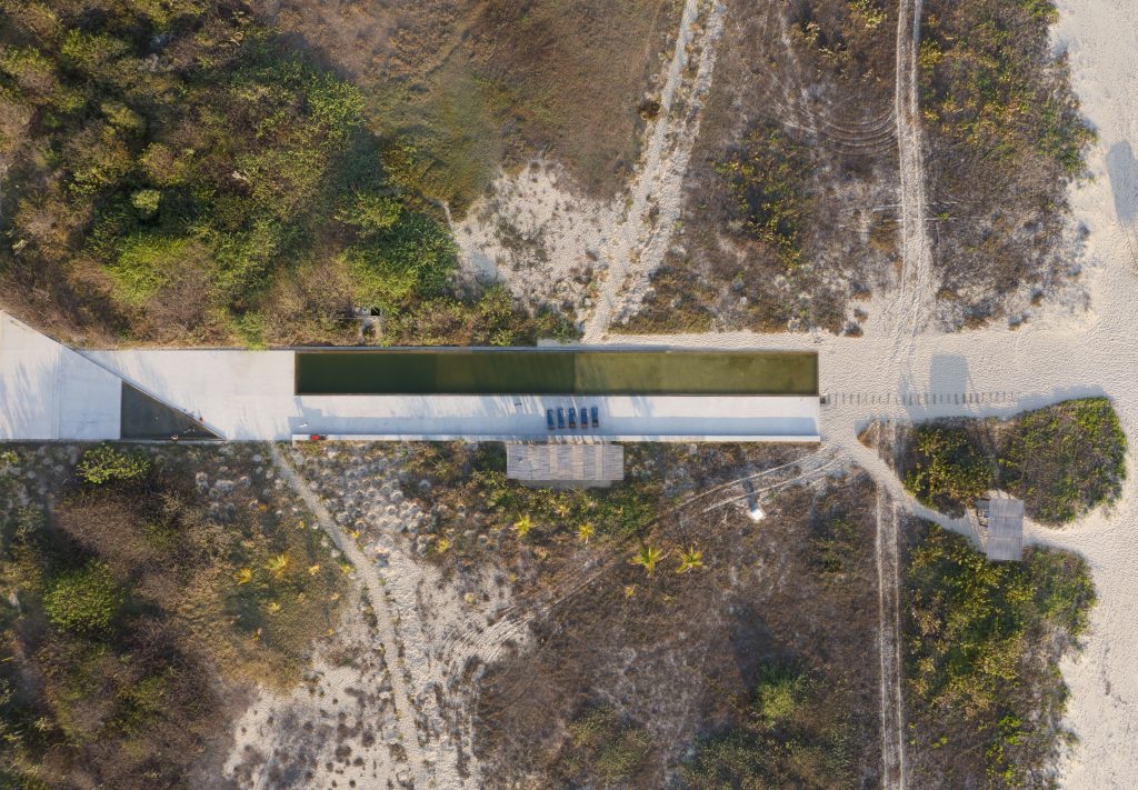 Tadao Ando Casa Wabi Areal of the pool 