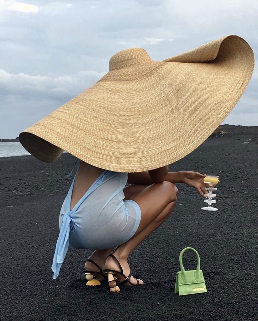 Jacquemus La Bomba hat