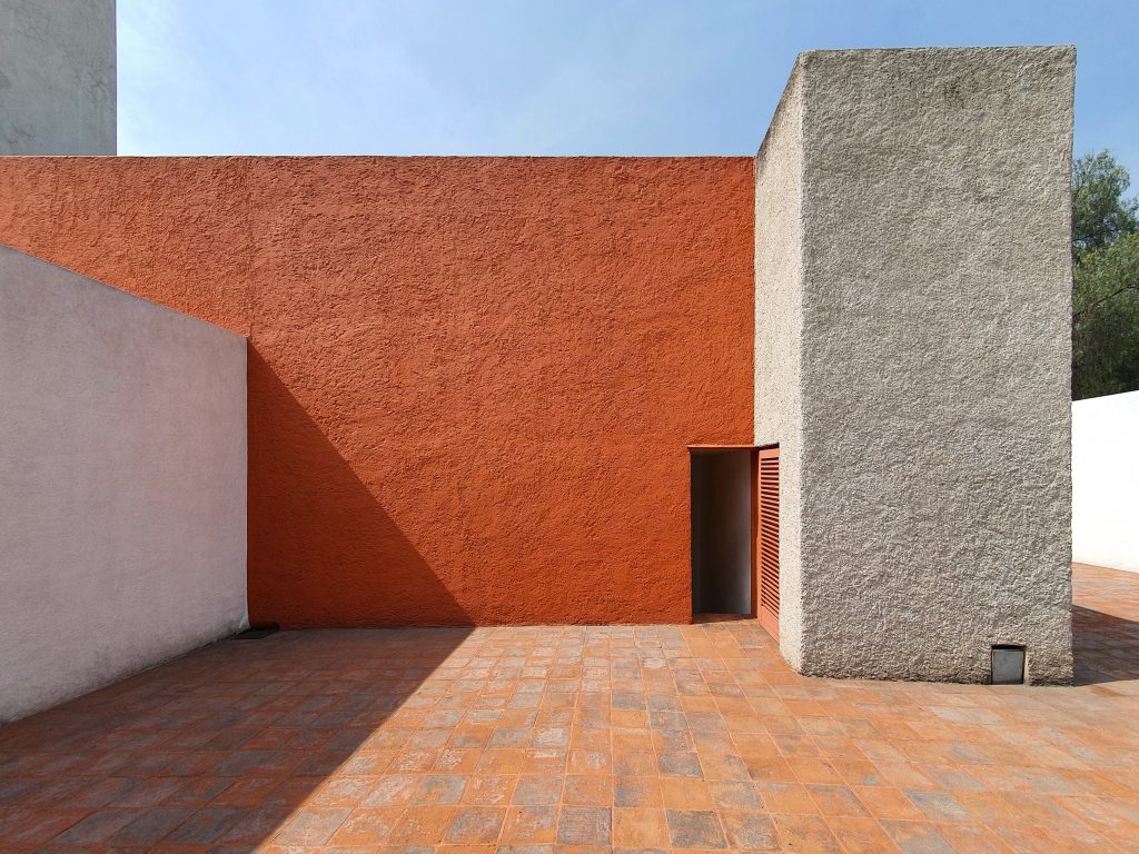 Casa Luis Barragán, outdoor details. 