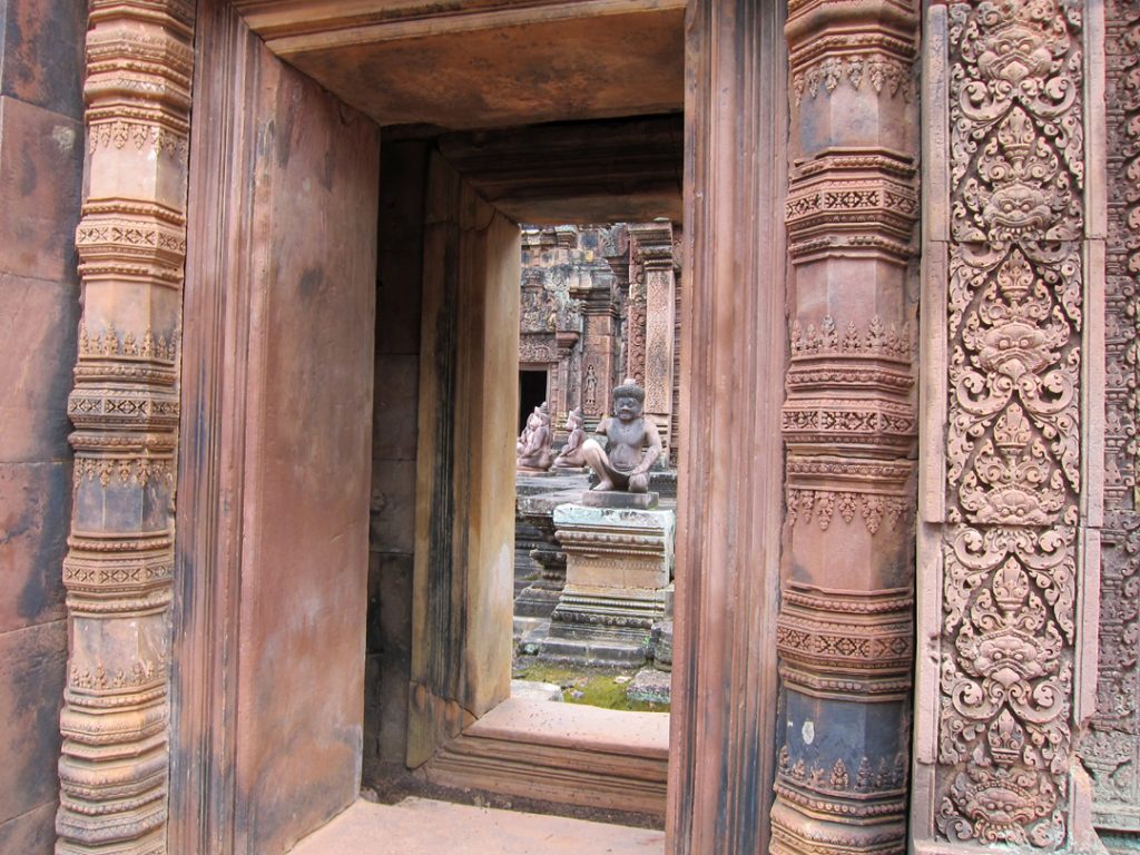  Banteay Srei sculptures in Cambodia