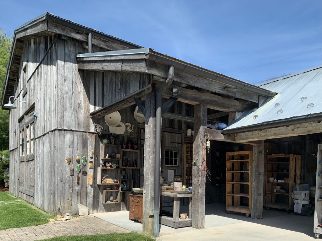 Highlands – The Bascom Art Center Pottery studio