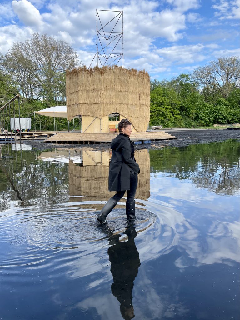 Joanna at Floating University Berlin.